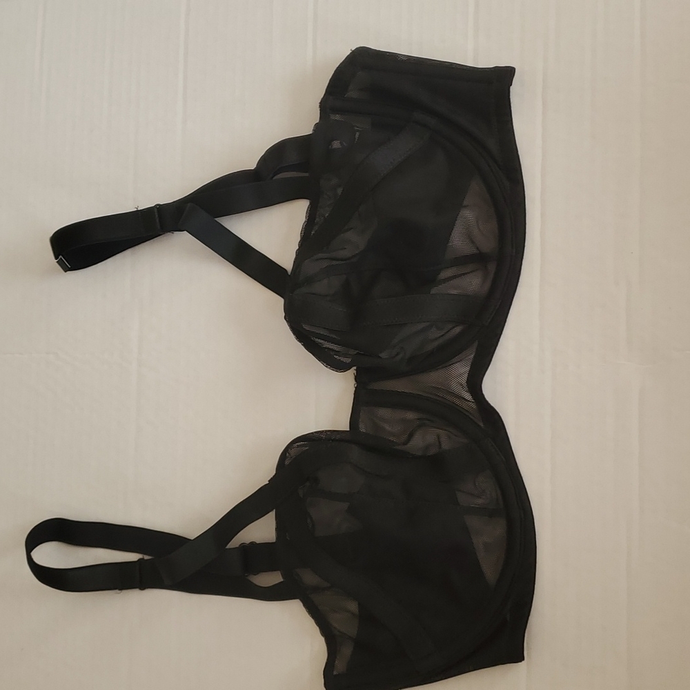 NWOT Victoria's Secret black unlined balconet bra